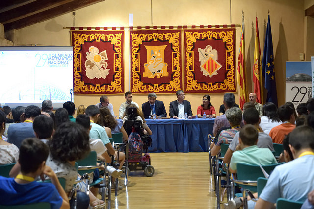 42999718141 389c0d1a5a z