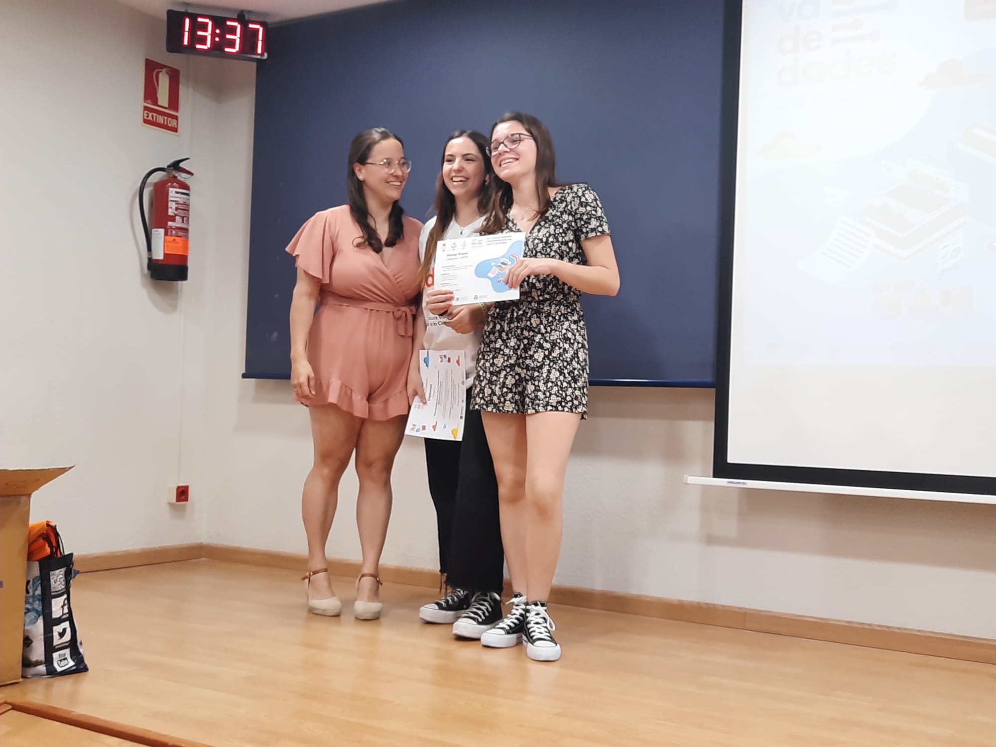 MENCION HONORIFICA C